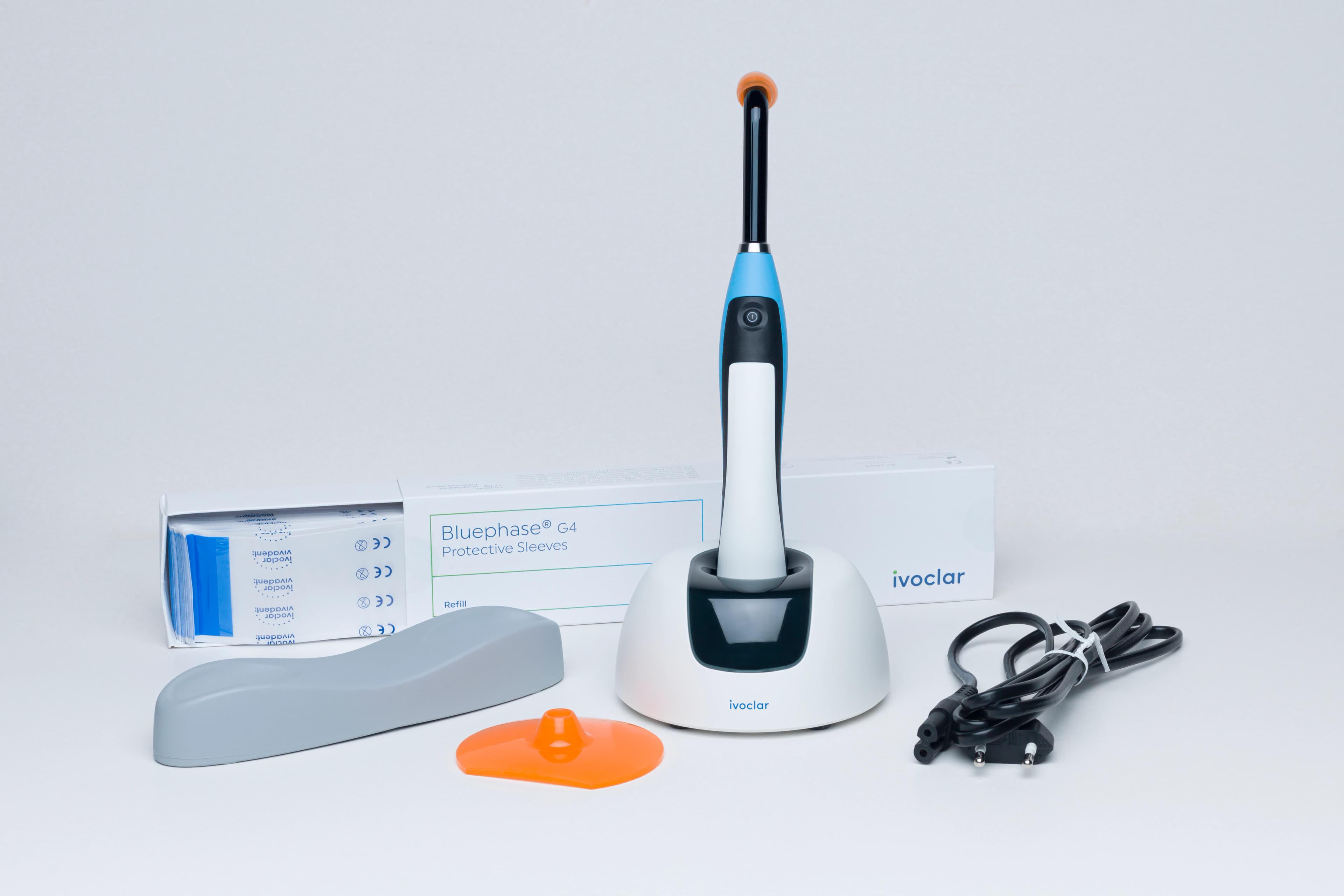 Ivoclar Vivadent Bluephase EasyCure LED Curing Light, 100-240V, 762137BU - Bluephase® EasyCure 100 - 240v Curing Light Each - Image 1