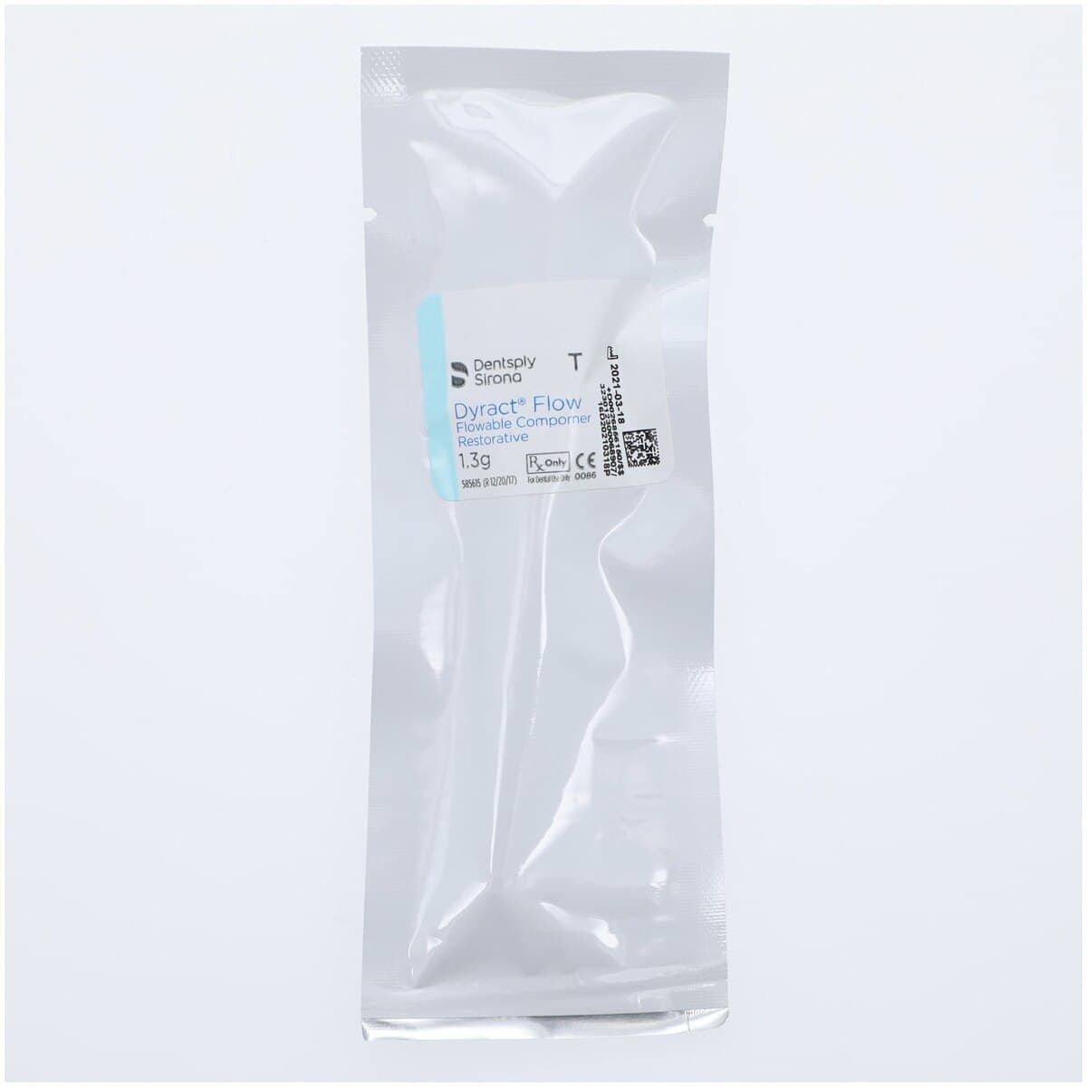 Dyract Flow Flowable Compomer Restorative Syringe Refill, Translucent, 1.3 g, 685615 thumbnail 7
