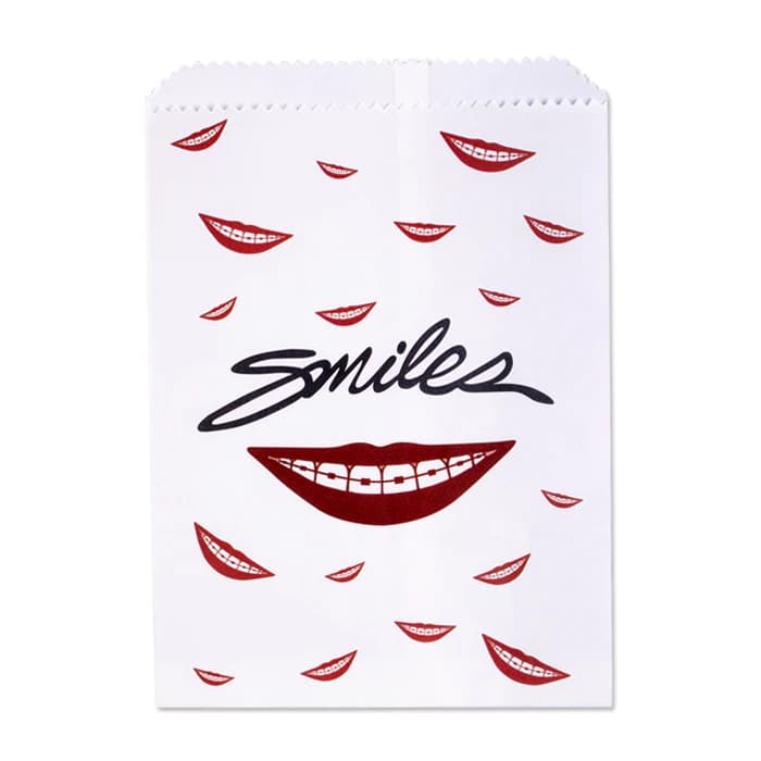 Smiles With Braces Paper Scatter Bags, 7.5" x 10", 100/Pack, S8634 - Smiles With Braces Paper Bag (100) - Image 1