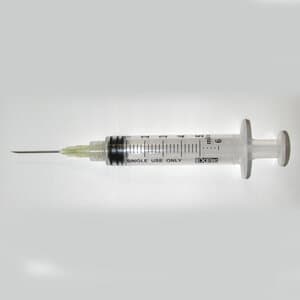 Exel Luer Lock Syringe, 5cc with Needle 20G x 1", Box of 100 - EXEL LUER LOCK SYRINGE 5cc w NEEDLE 20x1" BX100 - Image 1