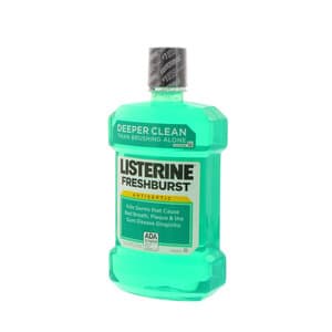 Listerine FreshBurst Antiseptic Mouthwash, 1.5 L Bottle, Case of 6 (No Pump) - Listerine fresh burst 1.5 liter bottles 6/case (no pump) - Image 1
