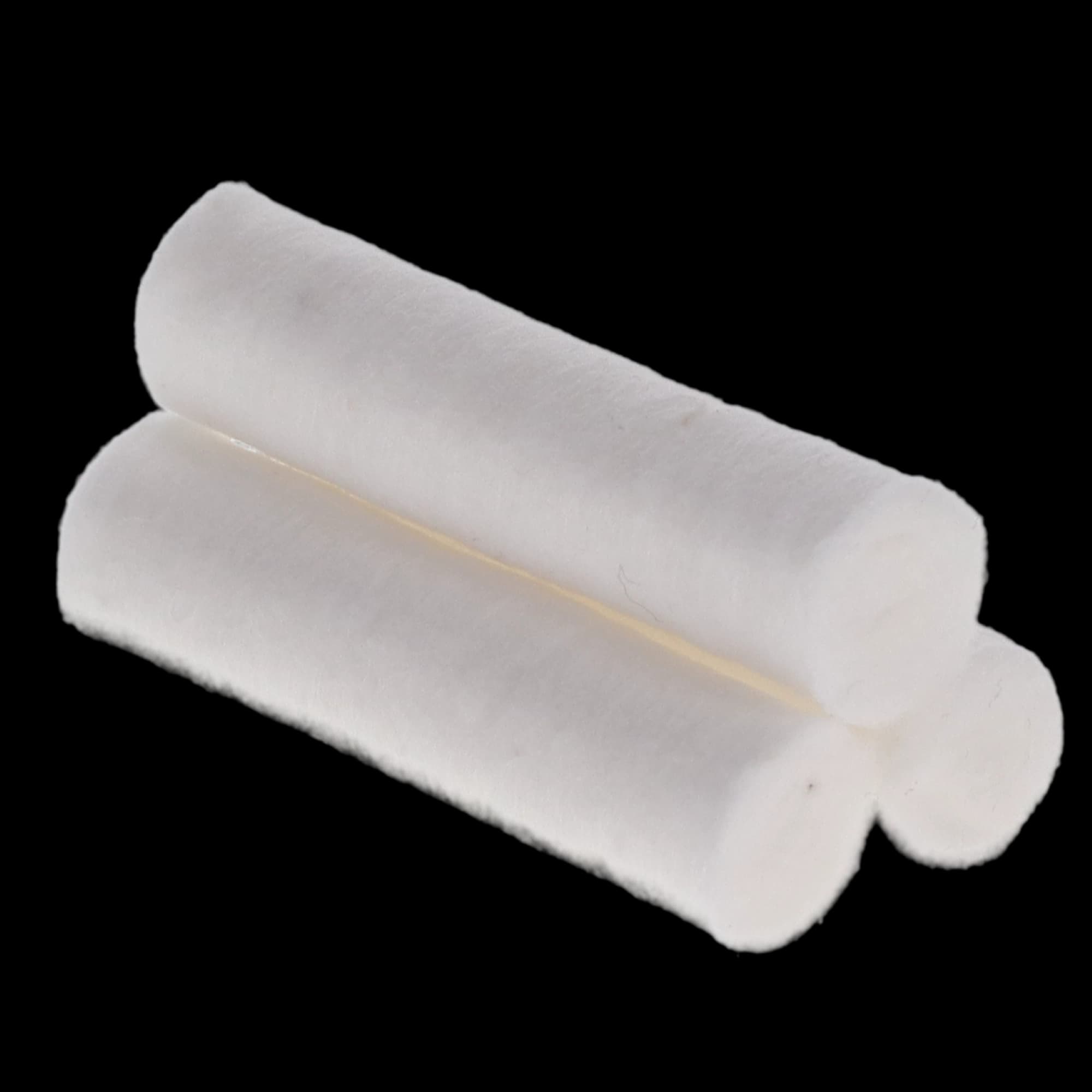 BeeSure Cotton Rolls #2 Medium, 1-1/2" x 3/8", Non-Sterile, 100% Cotton, 2000/Box, BE1820 - BeeSure Cotton Rolls #2 Medium 1-1/2" x 3/8" 2000/Pk. Non-Sterile Plain. 100% - Image 1