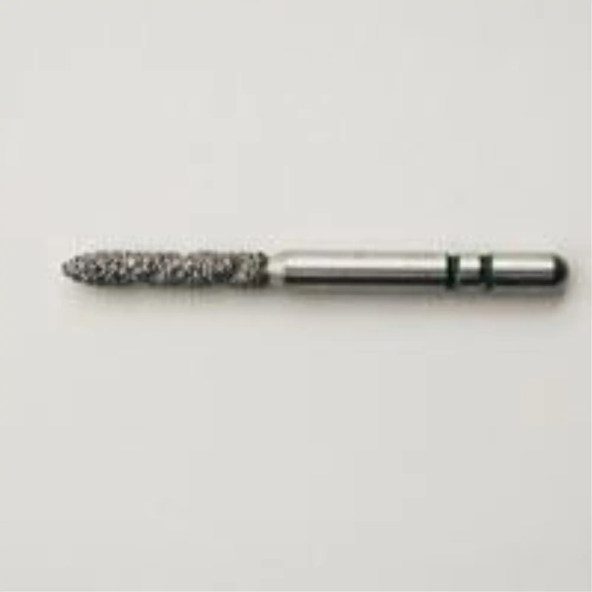 Two Striper TS2000 Diamond Bur, FG, Round-End Taper, #2005.9, Coarse, Green, 1.8 mm Major/1.3 mm Minor Diameter, 9.0 mm Length, 5/Pkg, 2000059 thumbnail 2