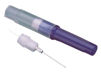 Monoject 400 Plastic Hub Needle, 30 Gauge Extra Short, Sterile, 100/Box thumbnail 2