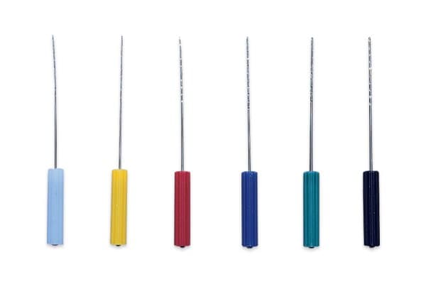 Premier Barbed Broaches, Size #40, Stainless Steel, Color-Coded Plastic Handle, 144/Box thumbnail 2