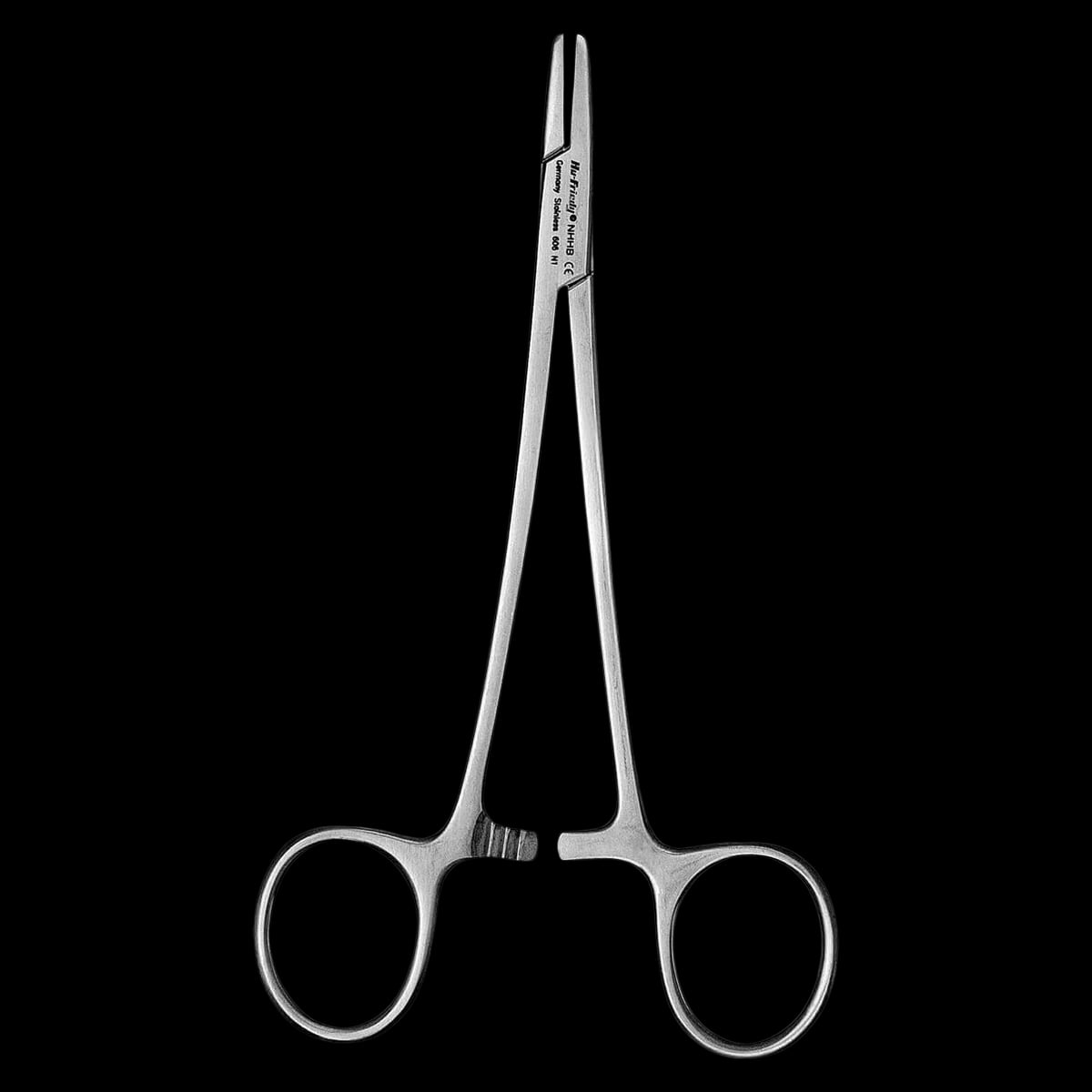 Hu-Friedy Hegar-Baumgartner Needle Holder, 14 cm (5.5"), Tungsten Carbide Serrated Straight Tips, Ring Handle, 100218