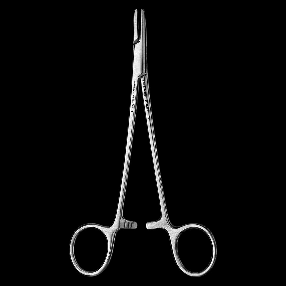 Hu-Friedy Mayo-Hegar Grooved Needle Holder, 16 cm (6 1/4"), Tungsten Carbide Serrated Tips, NHMH