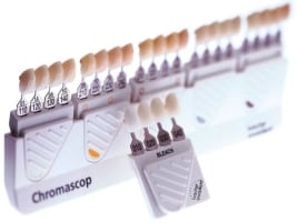 Ivoclar Chromascop Shade Guide Universal with Bleach, 20 Color + 4 Bleach Shades, 529479